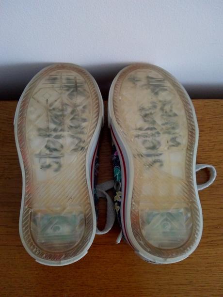 Plátené tenisky, č. 25, 25