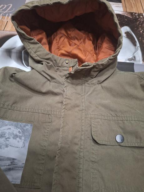 Vetrovka predlzená, reserved,158