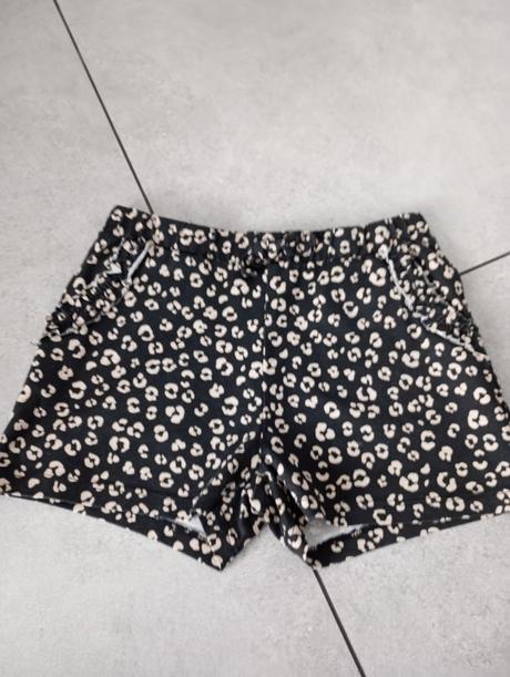 H&m dievčenské kraťasy 110/116, h&m,110