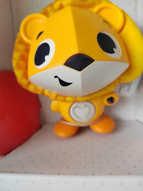 Hovoriaci, interaktívny levík - tiny love, 