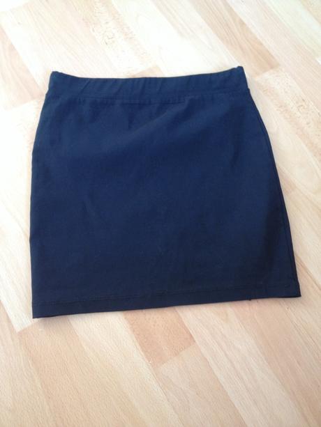 Elastická minisukňa, 158