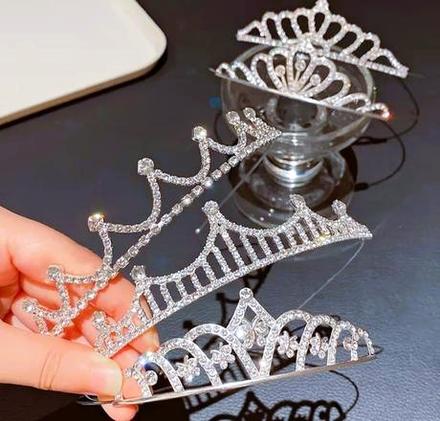 Krásna korunka, čelenka...,