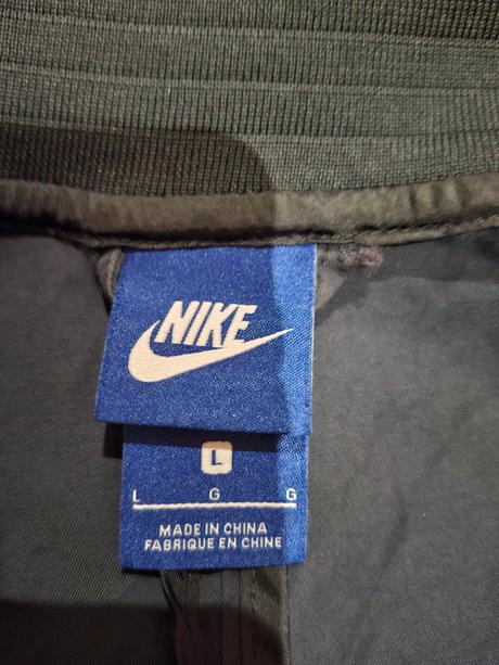 Vetrovka nike l, nike,l