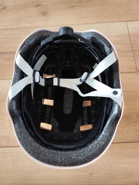 Cyklisticka prilba oxello, s