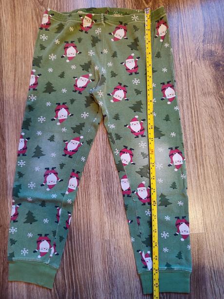 Vianočné pyžamo, 110