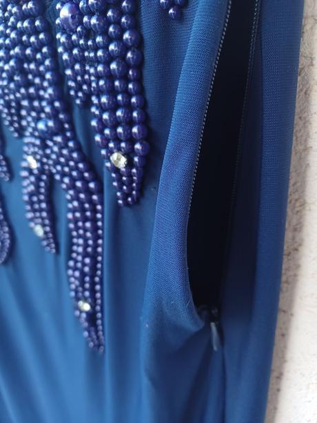 Spoločenské šaty, 38