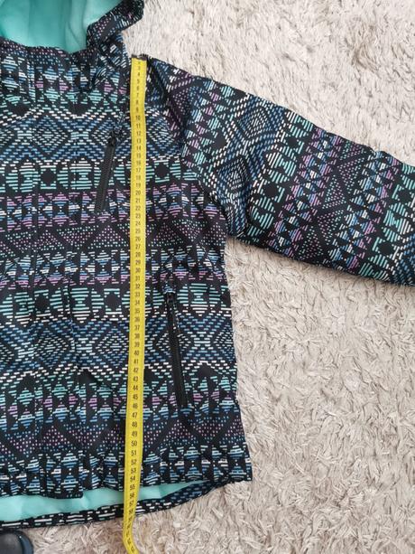 Sportova zimna bunda, 140