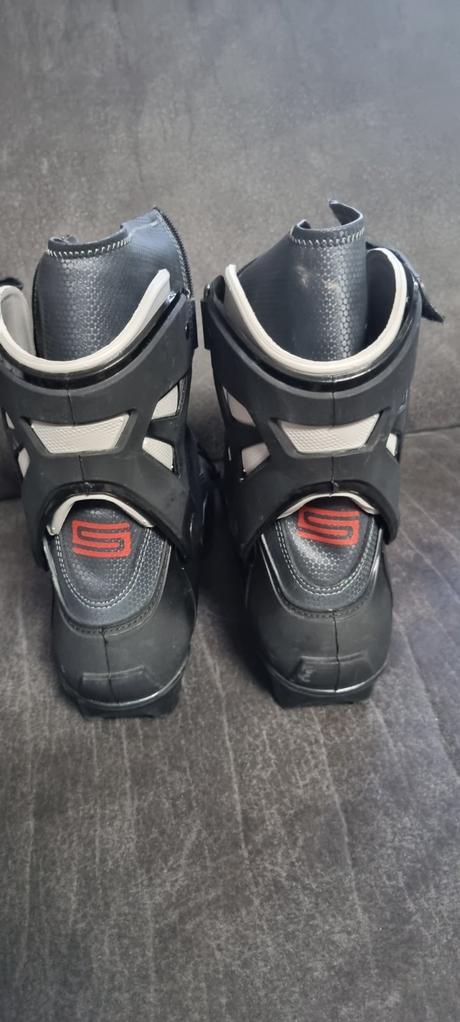 Topanky na bezky spine, 45