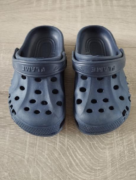 Tmavomodré kroksy flame, 24