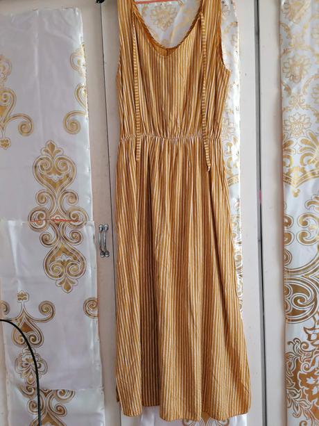 Ľahučké midi šaty, m