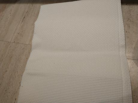 Predám látku na vyšívanie, 