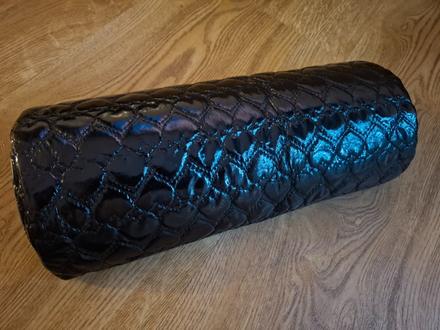 Kozenna podlozka na manikuru,