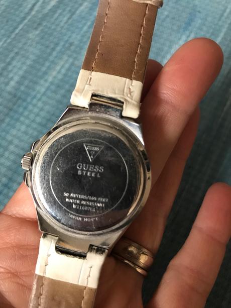 Hodinky guess, guess