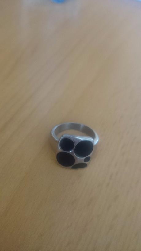 Moderný prsteň z chirurgickej ocele, 