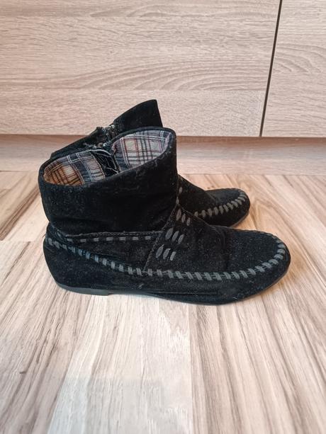 Čierne semišové členkové topánky v mokasínovom štý, 38