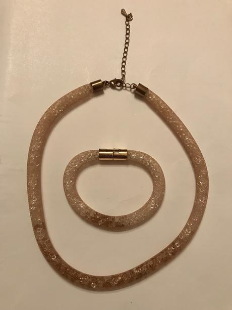 Set-náhrdelník a náramok,