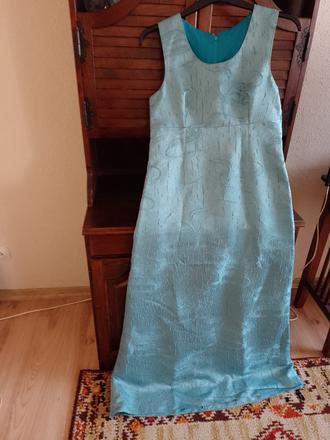 Šaty spoločenské, l