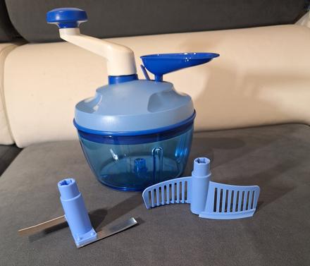 Ručný krájač+šlahač, 