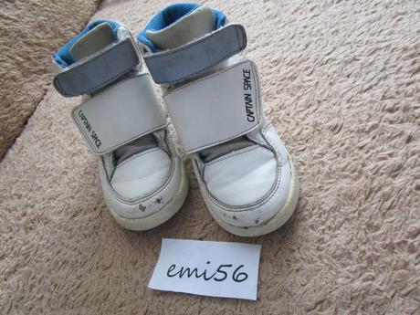 2940. svietiace botasky celé, 25