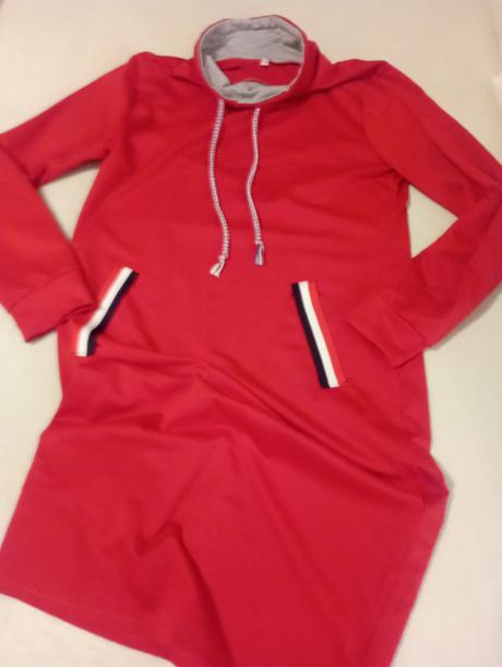 Krásne mikino saty, s