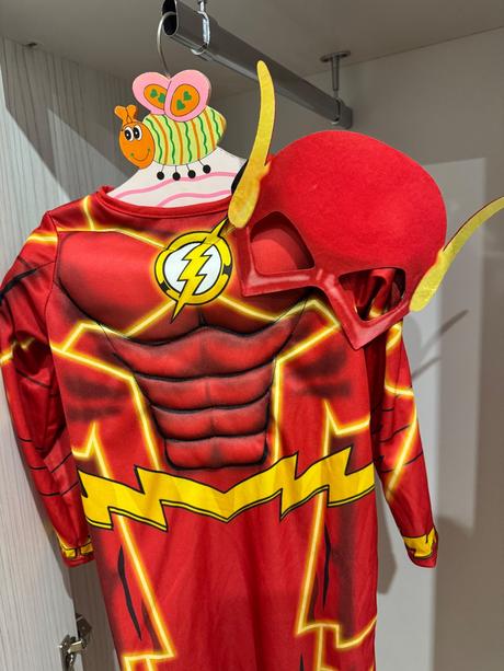 Kostým superhrdina flash veľkosť 98/104,
