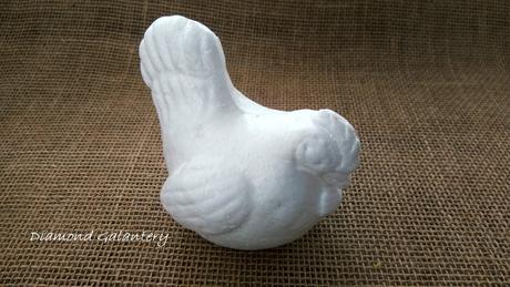 Polystyrénová tvarovka sliepočka 12 cm,