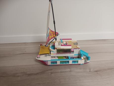 Lego friends- loď katamaran,