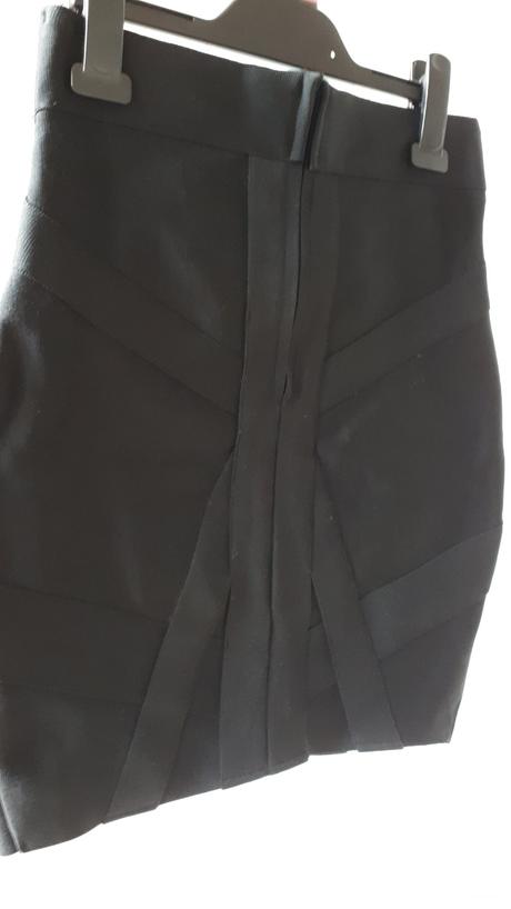 Riflova cierna sukna, s