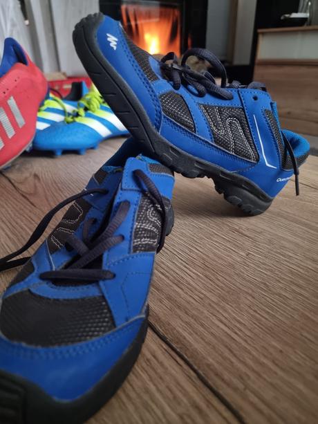 Turisticke tenisky, decathlon,37