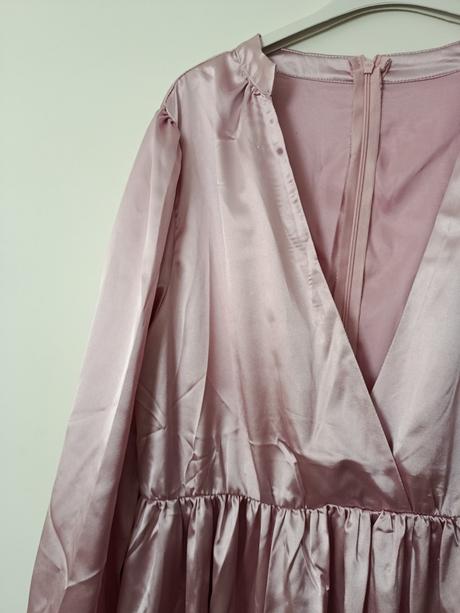 Saténové šaty, xl