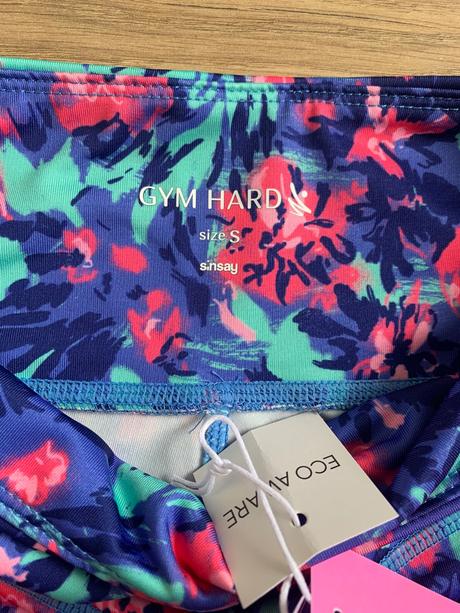 Kratasy gym hard, sinsay,s