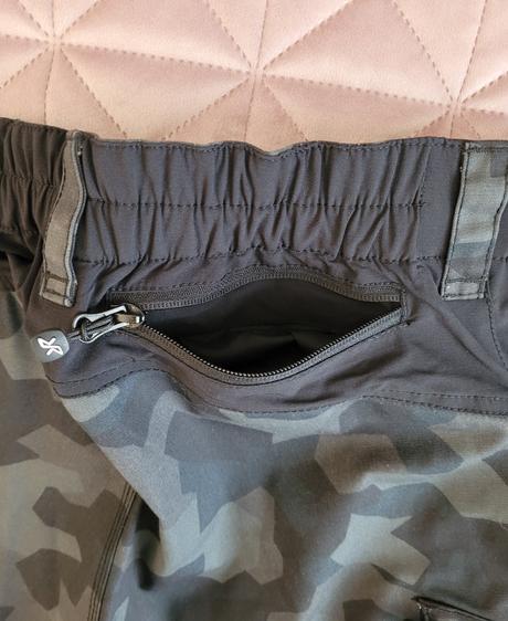 Outdoorove kraťasy revolution l/xl, l