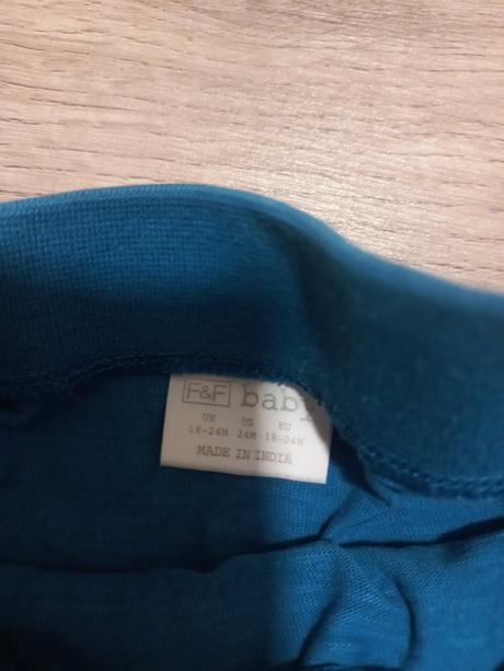 2 teplaky, 98, next,98