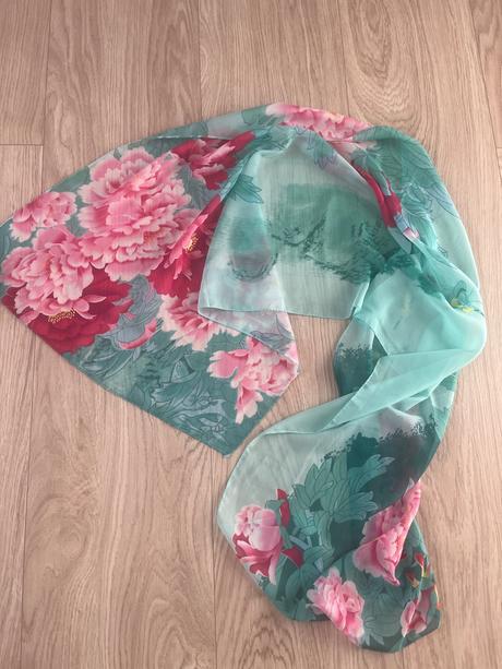 Šál šatka krásne farby, 