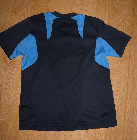 Tmavomodré adidas, adidas,128