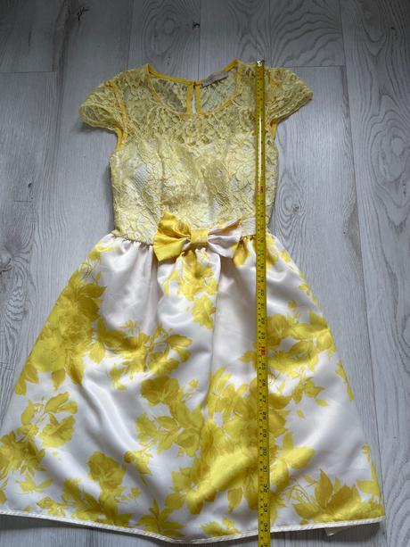 Príležitostné šaty, m