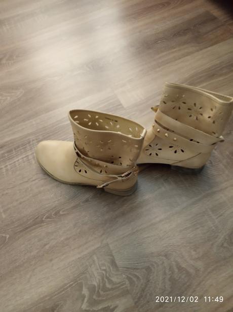 Predám topánky, 38