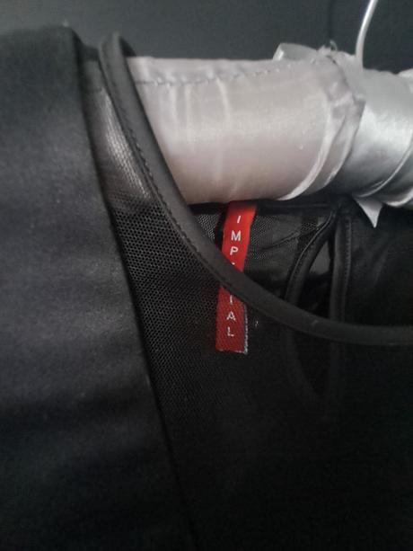 Imperial nádherné šaty, s