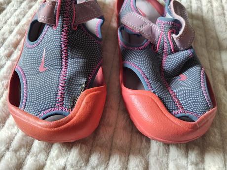 Športove sandale, nike,31