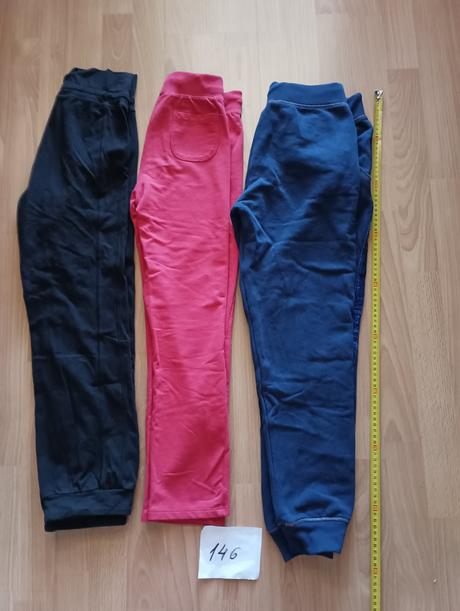 Tepláky mix značiek, nike,146