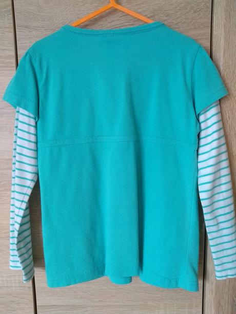 Krásne tričko so zaujímavými prvkami, topolino,122