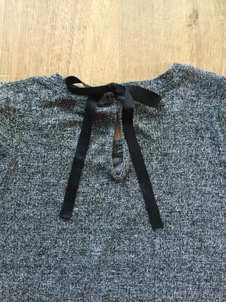 Tenký svetrík, reserved,xs