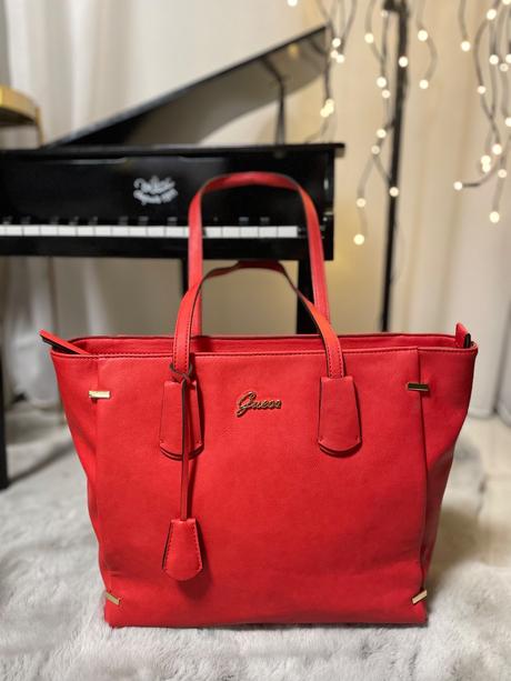 Nádherná kabelka guess, guess