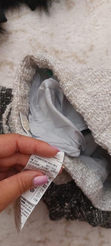 Šortky na jeseň, benetton,92