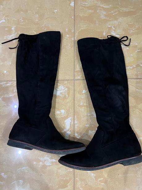 Krásne čižmy, next,37