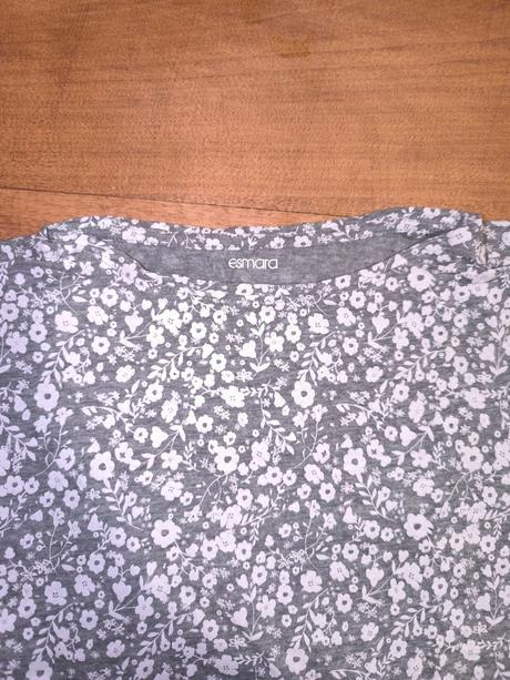 Dojčiace tričko, esmara,s