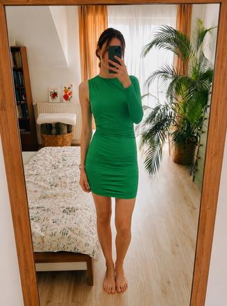 Krásne asymetrické šaty značky zara, zara,m