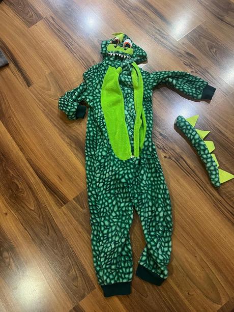 Kostým na karneval dinosaur 122/128, 