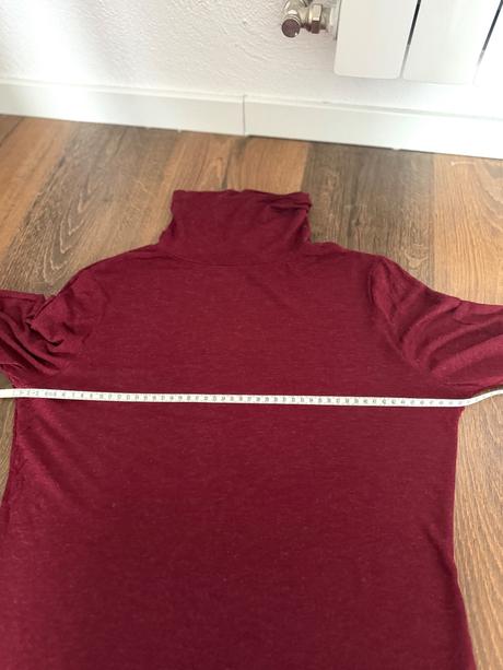 Bordový rolák zo zmesi viskózy a vlny, esprit,m