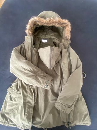 Bunda na nosenie / bunda so vsadkou / parka, 40